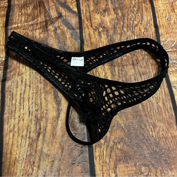 Mens mesh thong - Picture 5 of 14